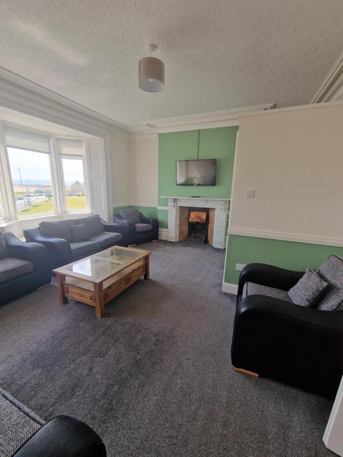 2 The Green, Exceptional Large House, Sea Views Loads Of Bathrooms Seaton Carew Eksteriør billede