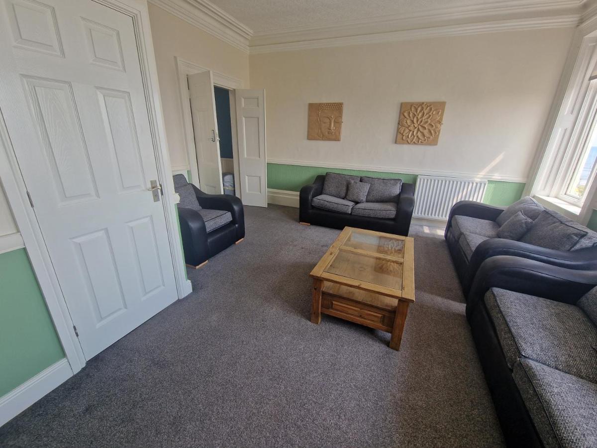 2 The Green, Exceptional Large House, Sea Views Loads Of Bathrooms Seaton Carew Eksteriør billede