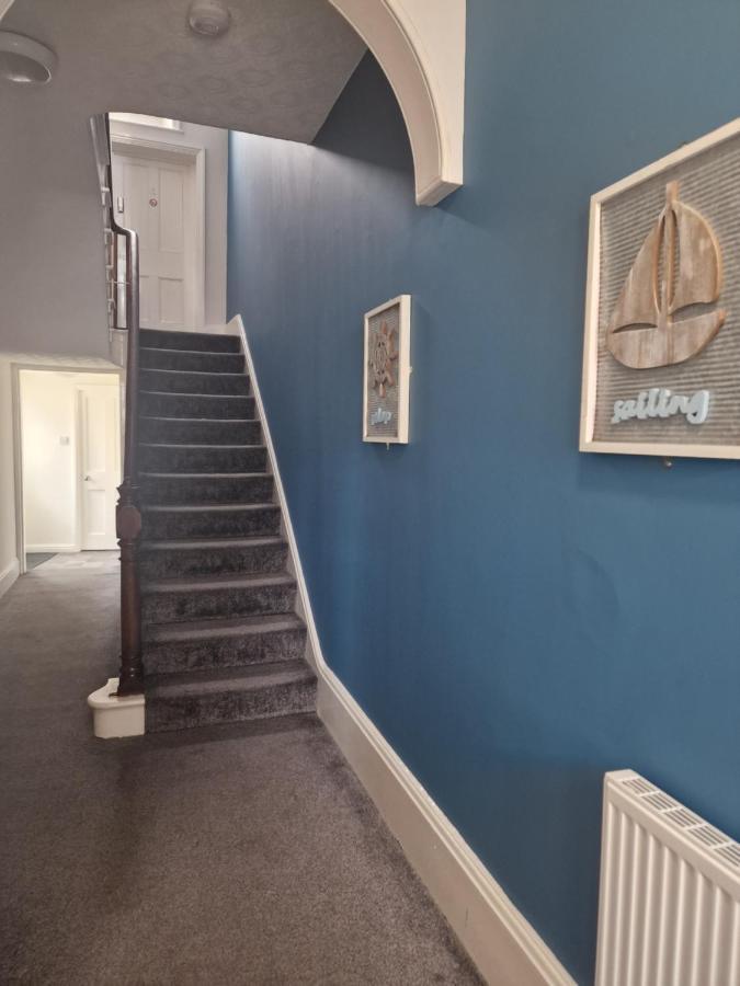 2 The Green, Exceptional Large House, Sea Views Loads Of Bathrooms Seaton Carew Eksteriør billede