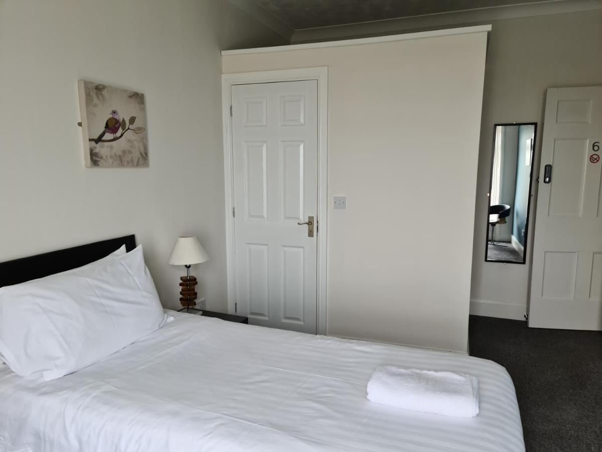 2 The Green, Exceptional Large House, Sea Views Loads Of Bathrooms Seaton Carew Eksteriør billede